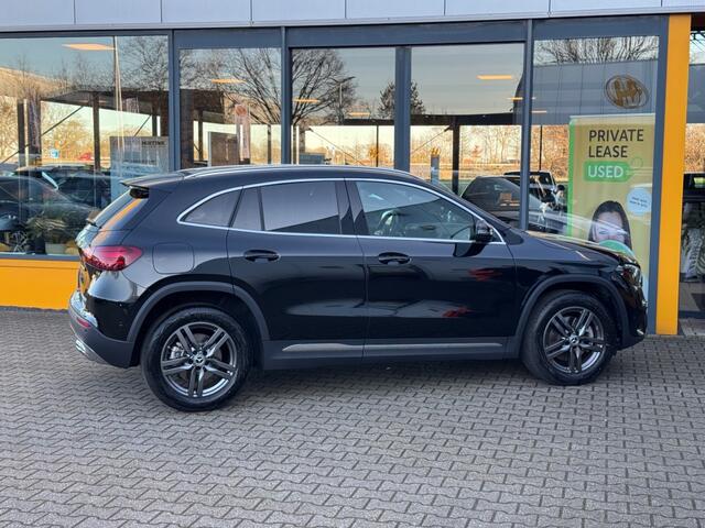 Mercedes-Benz GLA-KLASSE 250 e Business Solution AMG - camera - stoelverwarming - navi