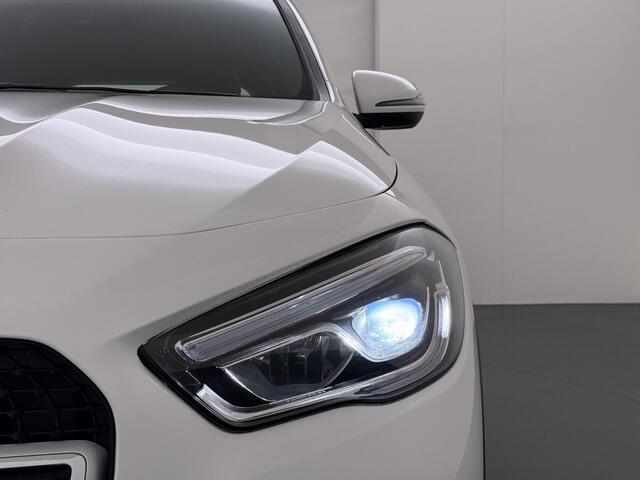 Mercedes-Benz GLA-KLASSE 250 e Business Solution Luxury Limited Sfeerverlichting | Camera | Navigatie |
