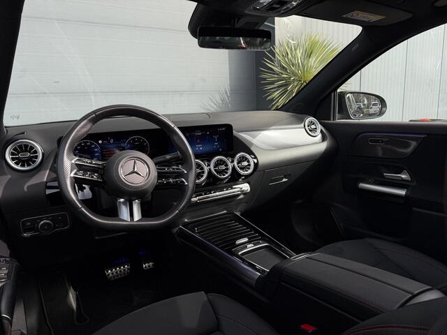 Mercedes-Benz GLA-KLASSE 200 AMG Line | Panorama | Keyless | Digital Light
