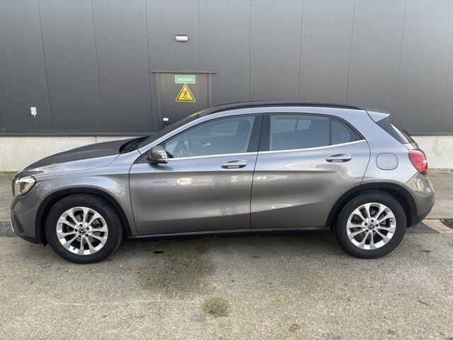 Mercedes-Benz GLA-KLASSE 180 Business Solution Limited