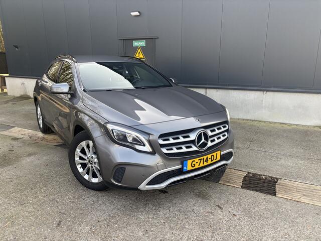 Mercedes-Benz GLA-KLASSE 180 Business Solution Limited