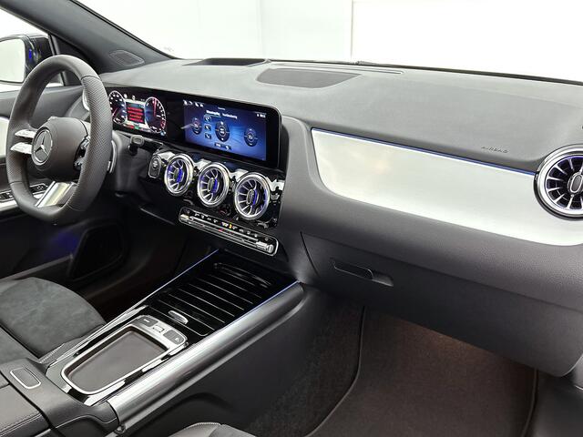 Mercedes-Benz GLA-KLASSE 250 e Business Solution AMG | AMG Line Plus pakket | Nightpakket | Head-up display | MULTIBEAM LED | 360° camera | Panoramaschuifdak | 20 inch AMG velgen | Augmented Reality navigatie |