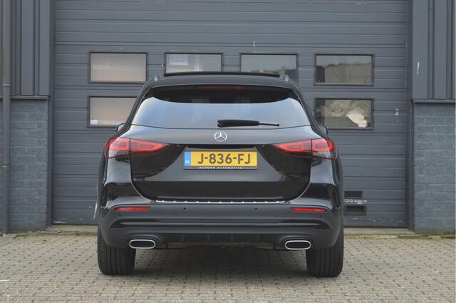 Mercedes-Benz GLA-KLASSE 200 Business Solution AMG | PANO | CAMERA | SFEERVERLICHTING |