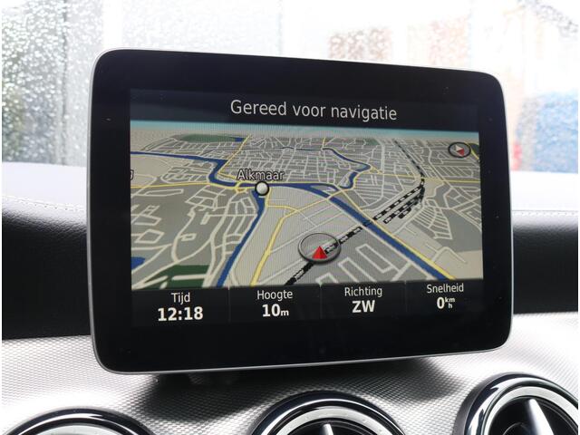 Mercedes-Benz GLA-KLASSE 200 AMG line | Panoramadak