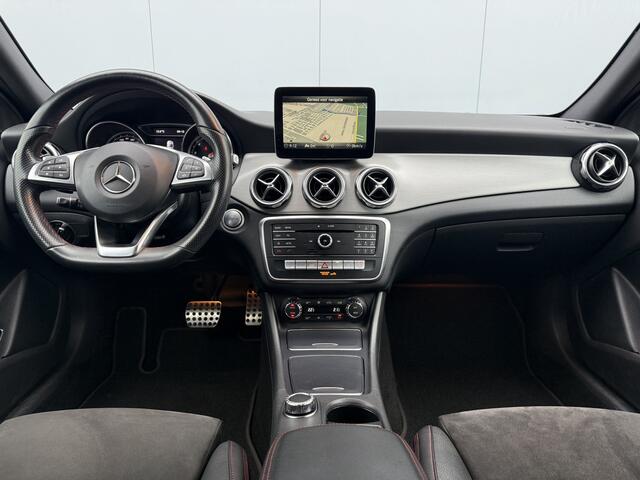 Mercedes-Benz GLA-KLASSE 180 Business Solution AMG Automaat