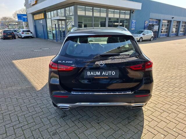 Mercedes-Benz GLA-KLASSE 200 LUXURY LINE AUTOMAAT NAVI LMV PDC-CAMERA