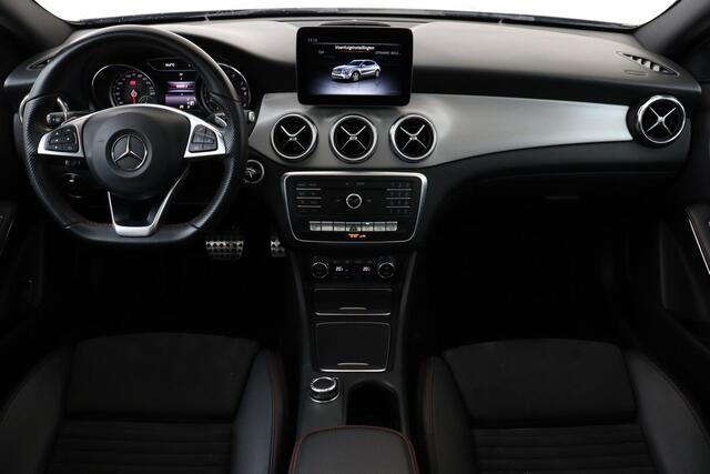 Mercedes-Benz GLA-KLASSE 180 BUSINESS SOLUTION AMG -PANO.DAK|NIGHT-PACK|CAMERA|KEYLESS|STOELVERWARMING|19"