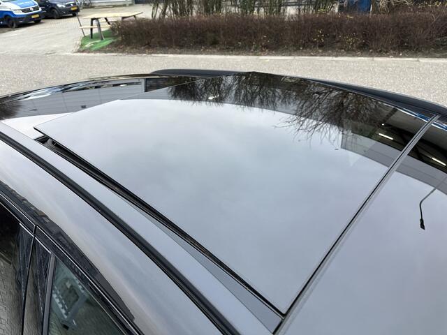 Mercedes-Benz GLA-KLASSE 250 e AMG Line Night Pano-Dak | Camera 360 | Dodehoek | Keyless