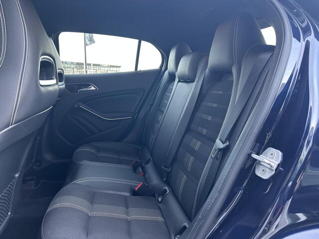Mercedes-Benz GLA-KLASSE 180 Activity Edition | Cruise Control | Achteruitrijcamera | Bluetooth