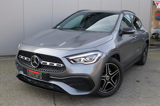 Mercedes-Benz GLA-KLASSE 200 AMG Line Trekhaak/Night-pack/Memory-stoel/360-Camera/Distronic-plus