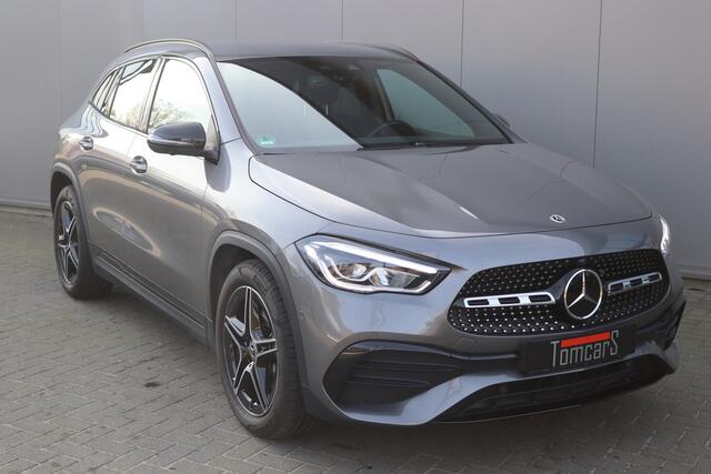 Mercedes-Benz GLA-KLASSE 200 AMG Line Trekhaak/Night-pack/Memory-stoel/360-Camera/Distronic-plus