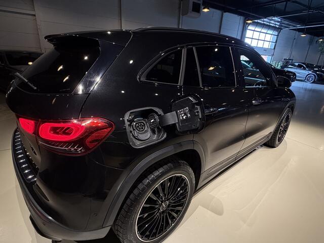 Mercedes-Benz GLA-KLASSE 250e Luxury LED|Camera|Sfeer|Leer Zwart