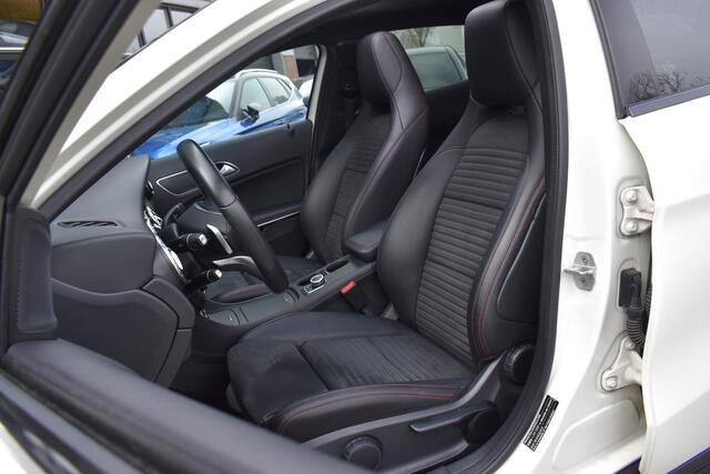 Mercedes-Benz GLA-KLASSE 200 Prestige AMG Pano