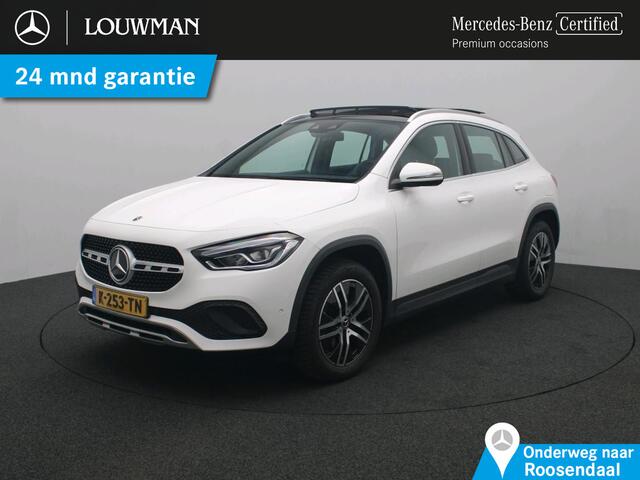 Mercedes-Benz GLA-KLASSE 200 Business Solution Luxury Panorama Schuif-Kanteldak | Sfeerverlichting | Ledkoplampen. Inclusief 24 maanden MB Certified garantie voor Europa.