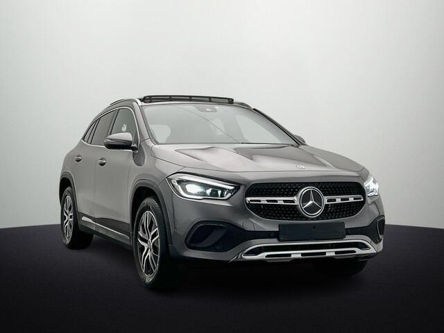 Mercedes-Benz GLA-KLASSE 250 e Progressive Pano|Ambilight|Stoelverw|18"| Widescreen|Parkeerpak|Matrix|Keyless|CarPlay