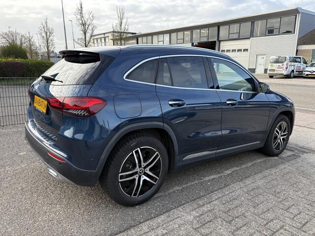 Mercedes-Benz GLA-KLASSE 250 e Business Solution Luxery Limited
