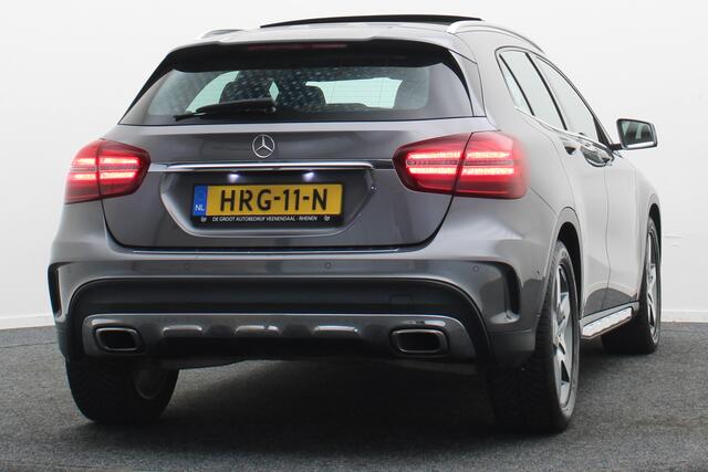 Mercedes-Benz GLA-KLASSE 200 Premium Plus AMG Panoramadak, Navigatie, Stoelverwarming, Cruise, 18"