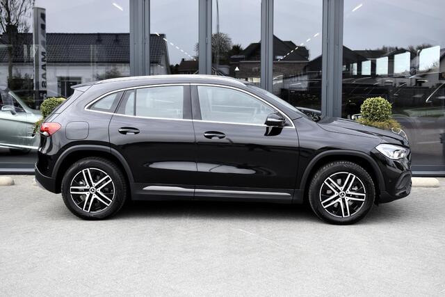 Mercedes-Benz GLA-KLASSE 250 e Luxury Line