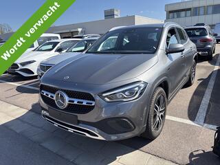 mercedes-benz-gla-klasse-250-e-prog