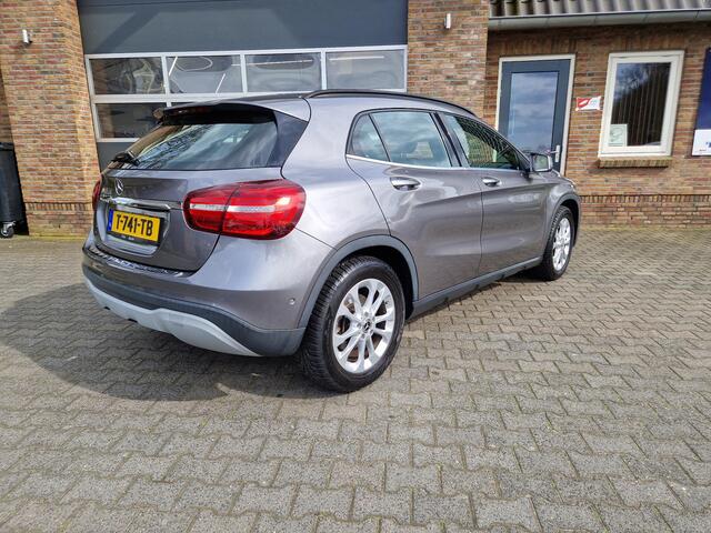 Mercedes-Benz GLA-KLASSE 180 Business Solution Mercedes-benz Gla 180