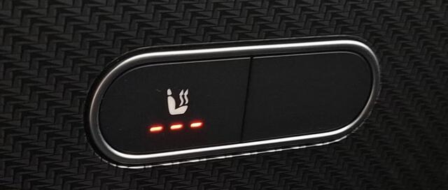 Mercedes-Benz GLA-KLASSE 250 e AMG Line Black Optiek / Sfeerverlichting / Stoelverwarming / Camera