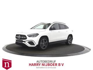 mercedes-benz-gla-klasse-250-e-amg-
