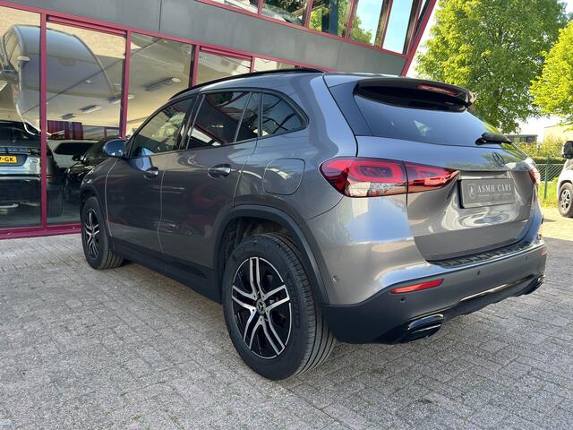Mercedes-Benz GLA-KLASSE 200 Business Solution Luxury | CC | PDC | Sfeerverl. | Stoelverw. | Camera |