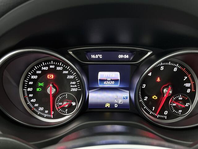 Mercedes-Benz GLA-KLASSE 180 AMG White Art Edition | Keyless Go | Car Play | LED | Navigatie | Parkeerpakket met Camera | Stoelverwarming | Inclusief 12 Maanden Garantie.