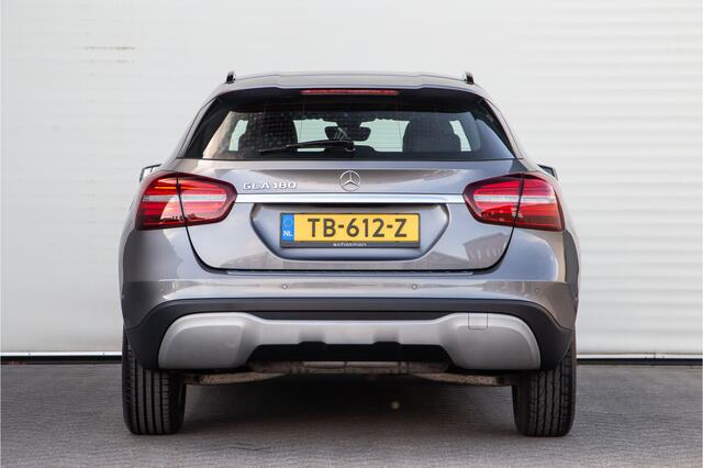 Mercedes-Benz GLA-KLASSE 180 Business Solution Camera, Navi, PDC 2018