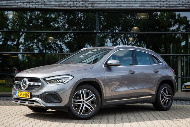 Mercedes-Benz GLA-KLASSE 200 AMG Line