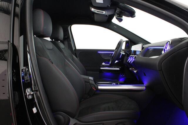 Mercedes-Benz GLA-KLASSE 250 e AMG Line > Night-pakket/keyless/Camera/Apple Carplay