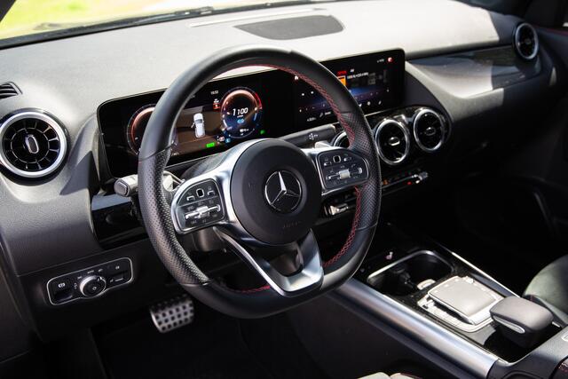 Mercedes-Benz GLA-KLASSE 250 e AMG Line , Virtual cockpit, Achteruitrijcamera, Stoelverwarming,