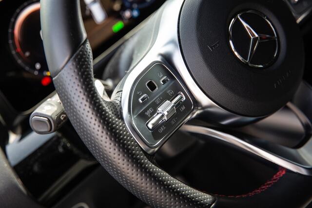 Mercedes-Benz GLA-KLASSE 250 e AMG Line , Virtual cockpit, Achteruitrijcamera, Stoelverwarming,