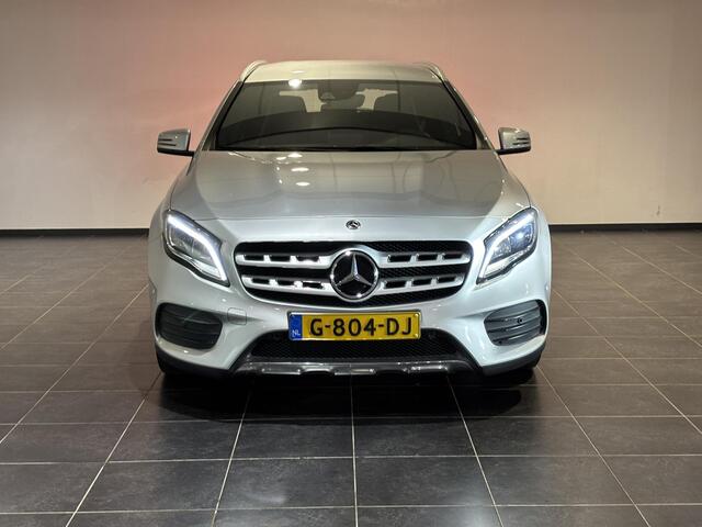 Mercedes-Benz GLA-KLASSE 180 Business Solution AMG Navigatie | Climate control