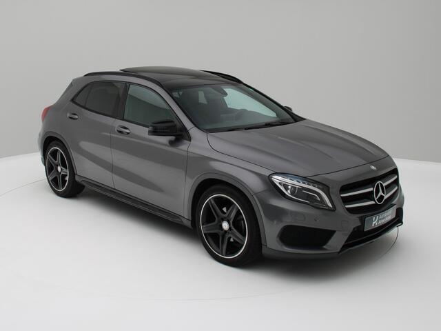 Mercedes-Benz GLA-KLASSE 180 AMG Pano, Sfeerverlichting, Stoelverwarming