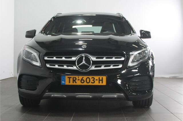 Mercedes-Benz GLA-KLASSE 180 Business Solution AMG - Pano / Carplay / Camera