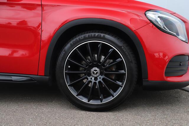Mercedes-Benz GLA-KLASSE 200 Premium Plus AMG Automaat 19 inch LM Leder Sportstoelen Navigatie Clima Cruise Carplay