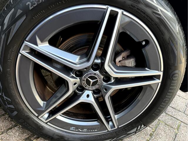 Mercedes-Benz GLA-KLASSE 250 e Business Solution AMG Limited Panoramadak, Camera, 19''Lmv