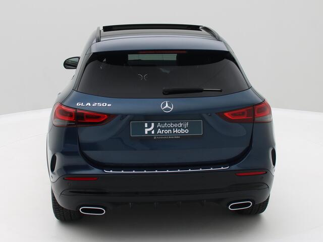 Mercedes-Benz GLA-KLASSE 250 e AMG Pano, Memory, Distronic, Camera