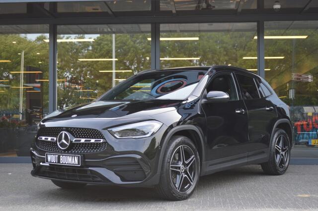 Mercedes-Benz GLA-KLASSE 250 e AMG Multibeam Panorama Widescreen Sfeer Camera Trekh Pdc