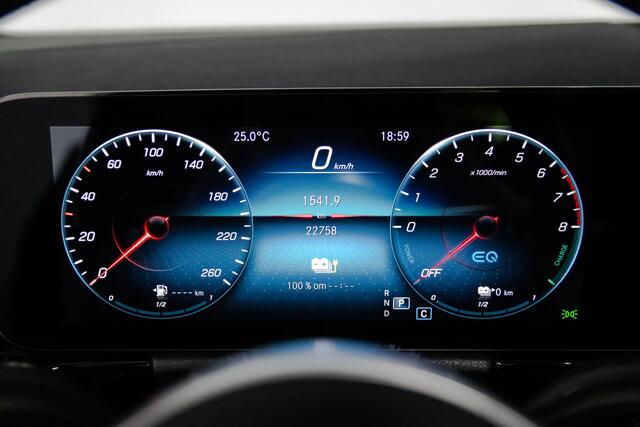 Mercedes-Benz GLA-KLASSE 250 e AMG Line VOL/PANO/MEMORY/STOELKOELING/LEDER/CARBON/360