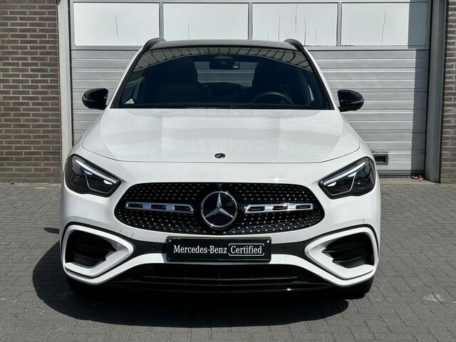 Mercedes-Benz GLA-KLASSE 250 e AMG Line | Panoramadak | Trekhaak |