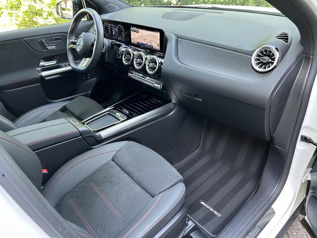 Mercedes-Benz GLA-KLASSE 250 e AMG Line | Panoramadak | Trekhaak |