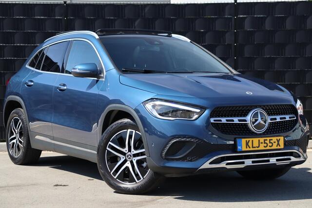 Mercedes-Benz GLA-KLASSE 250 e Luxury Line PHEV | Pano | Stoelverwarming | Sfeerverlichting | Camera | Cruise Control