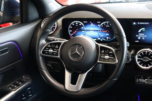 Mercedes-Benz GLA-KLASSE 250 e Luxury Line PHEV | Pano | Stoelverwarming | Sfeerverlichting | Camera | Cruise Control