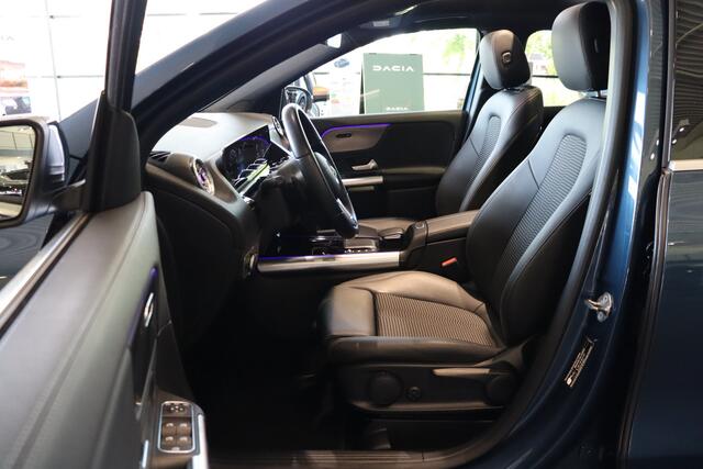 Mercedes-Benz GLA-KLASSE 250 e Luxury Line PHEV | Pano | Stoelverwarming | Sfeerverlichting | Camera | Cruise Control