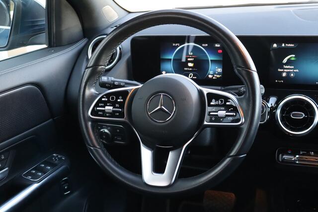 Mercedes-Benz GLA-KLASSE 250 e Progressive PHEV | Camera | Cruise Control | Navigatie | LED | Halfleder