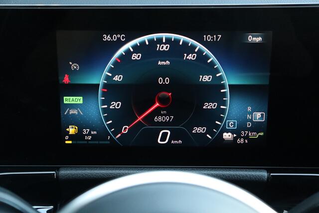 Mercedes-Benz GLA-KLASSE 250 e Progressive PHEV | Camera | Cruise Control | Navigatie | LED | Halfleder