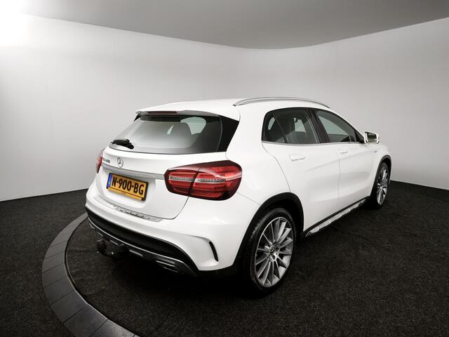 Mercedes-Benz GLA-KLASSE 200 Business | Trekhaak | Achteruitrijcamera | Leder | Navigatie |