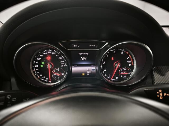 Mercedes-Benz GLA-KLASSE 200 Business | Trekhaak | Achteruitrijcamera | Leder | Navigatie |
